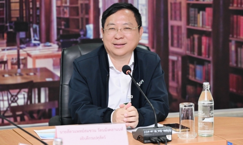อธิบดีกรมปศุสัตว์มอบนโยบายการปฏิบัติงานให้แก่เจ้าหน้าที่ปศุสัตว์