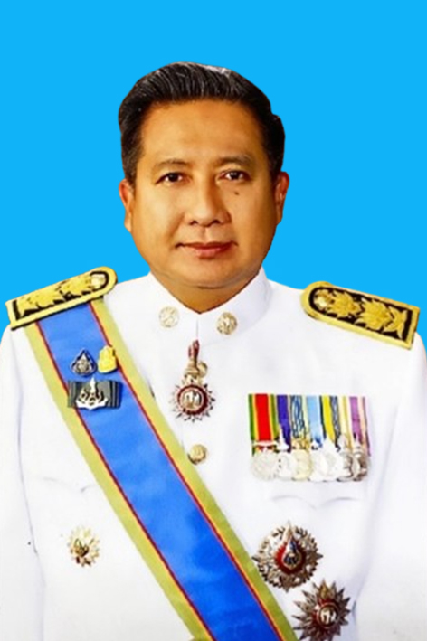 นายกฤติพิพัฒน์ รัตนนาวินกุล