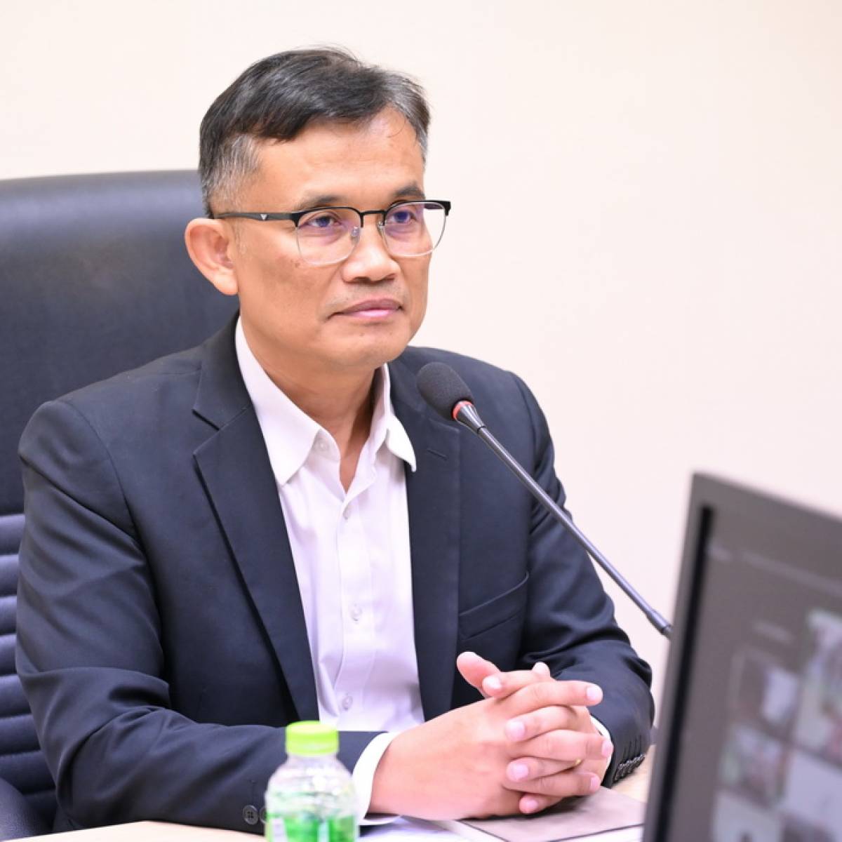 รอธ.อุดมฯ เป็นประธานการประชุมเน้นย้ำมาตรการเฝ้าระวังและป้องกันโรคปากและเท้าเปื่อยซีโรไทป์ SAT1 ในระยะก่อนเผชิญเหตุ