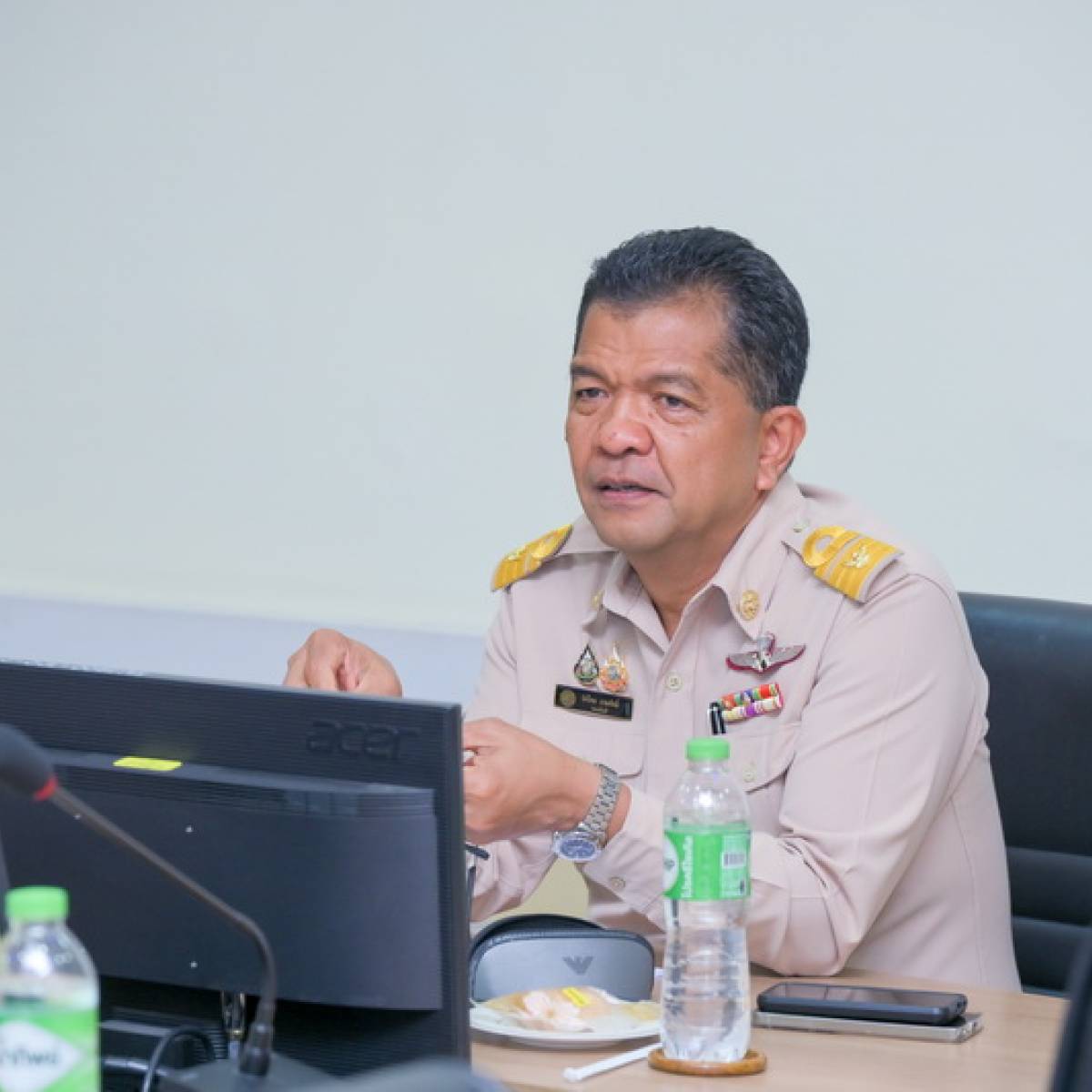 รอธ.รักไทยฯ เป็นประธานการประชุมคณะกรรมการพิจารณาการขอใช้พื้นที่ที่กรมปศุสัตว์ครอบครองและใช้ประโยชน์ ครั้งที่ 2/2569