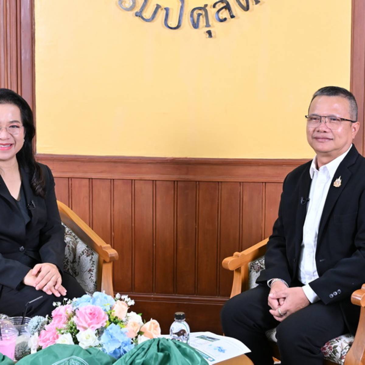อธิบดีกรมปศุสัตว์ ให้สัมภาษณ์สื่อมวลชน เผยแนวทาง “พลิกรายได้เกษตรไทย” มุ่งยกระดับคุณภาพชีวิตเกษตรกรอย่างยั่งยืน ออกอากาศทาง ททบ.5 HD